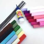 Crepe papir – sæt med  24 farver No1 + Tacky Glue og 20stk elefanttråd.