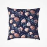 Liberty Pudebetræk Decadent Blooms sort/fersken 40x40