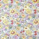 Liberty Pude Betsy Gul 50x50